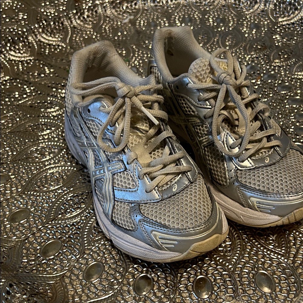 Asics Silver and Gray Running Shoes